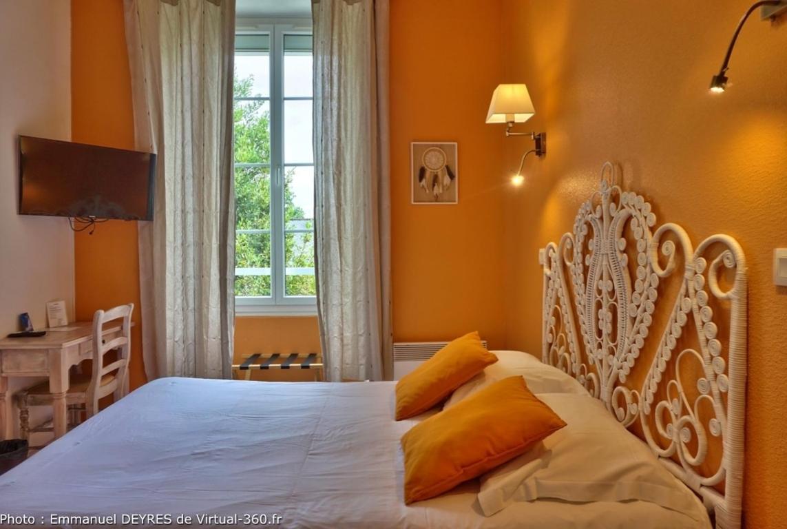 Queen Serenity Hotel Redon Zewnętrze zdjęcie